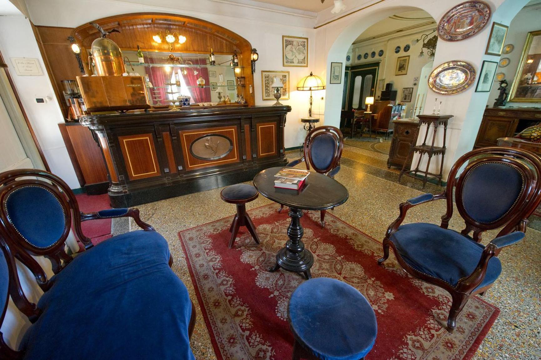 Albergo Cavallino Tortona Buitenkant foto